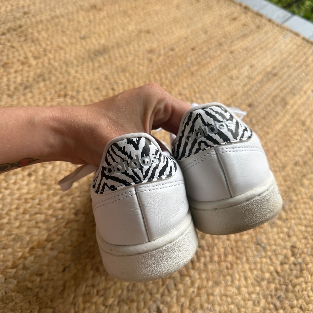 Adidas Grand Court Zebra Print White Leather Sneakers Trainers GZ0150 Womens 9 - Picture 4 of 9